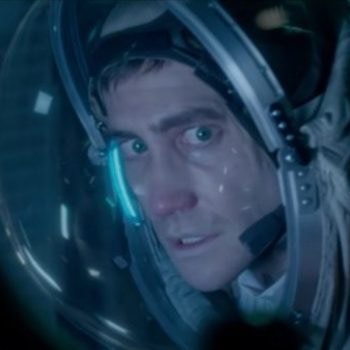 Super Bowl Extended Trailer: Jake Gyllenhaal and Ryan Reynolds in Sci-Fi Thriller ‘Life’