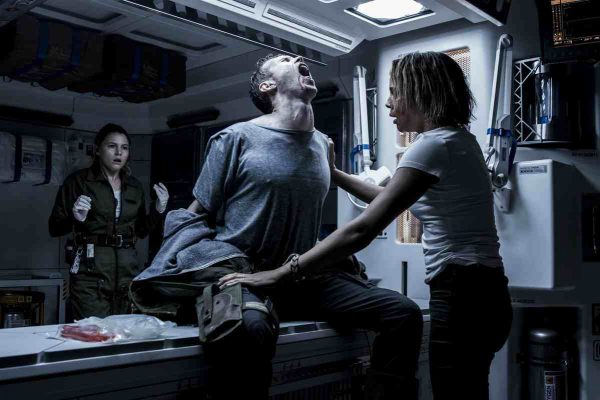 alien-covenant-amy-seimetz-and-carmen-ejogo-1