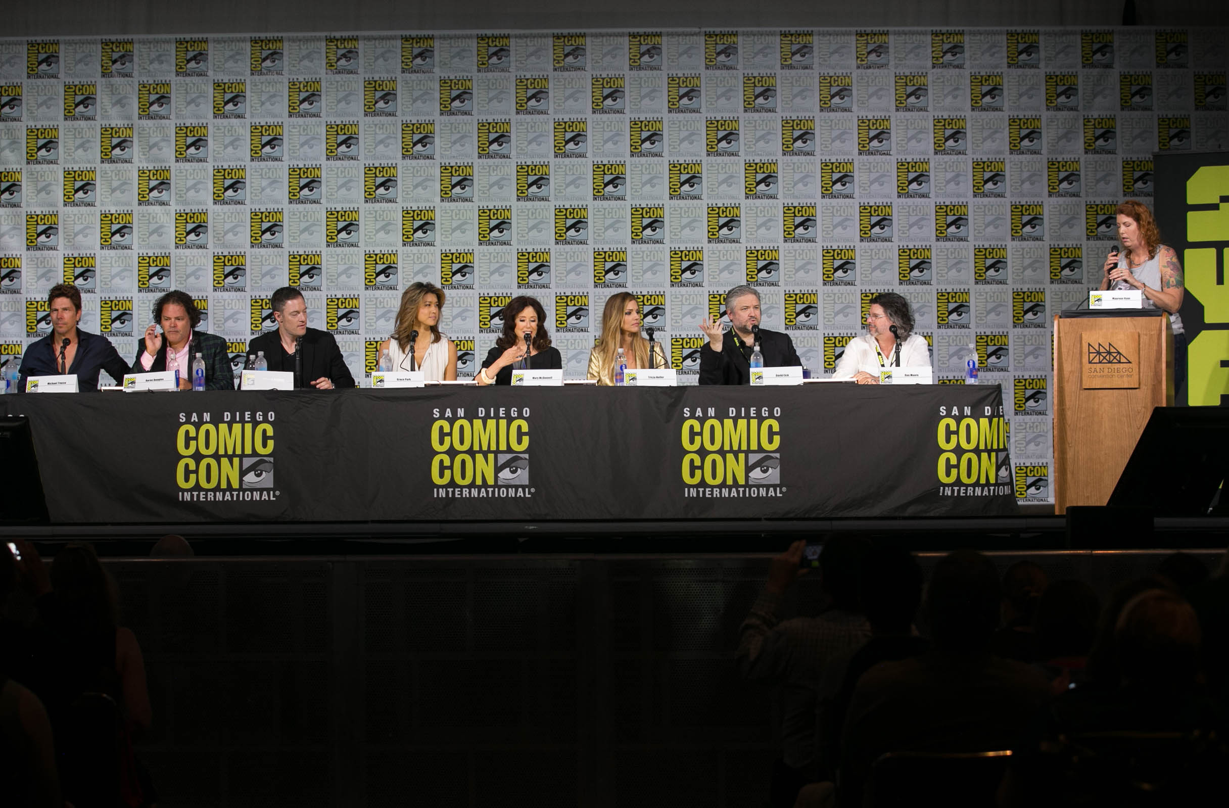 The Impact Of Ron Moore's Battlestar Galactica, 10 Years Later
