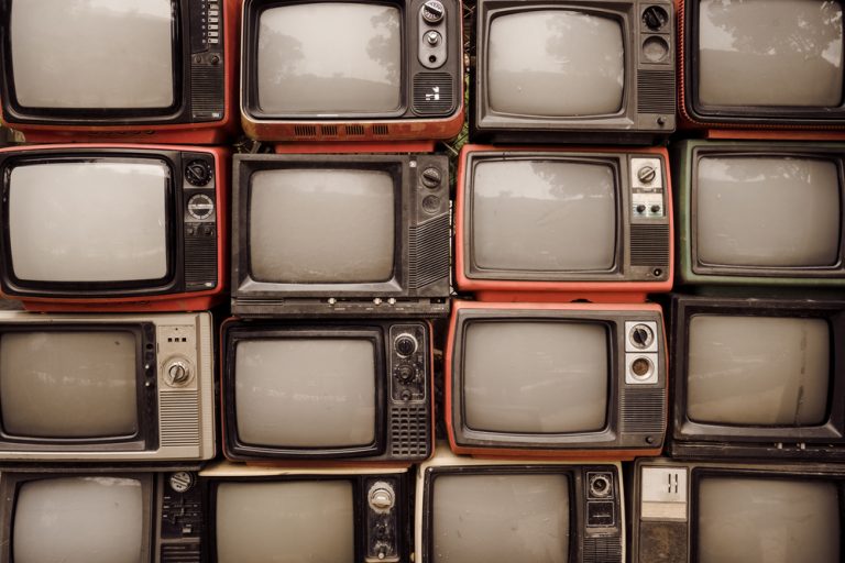 All the Glorious Science Fiction TV You Can (and Should) Watch This Year