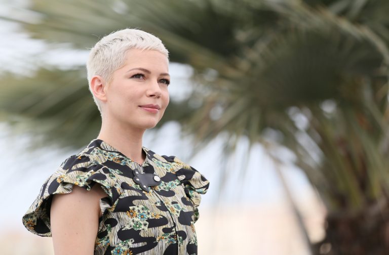 Michelle Williams Reportedly Paid $1,499,000 Less than Mark Wahlberg for “All the Money in the World” Reshoots