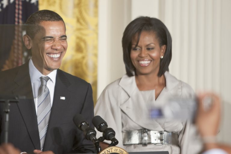 Rumor: Michelle and Barack Obama Producing Series at Netflix?
