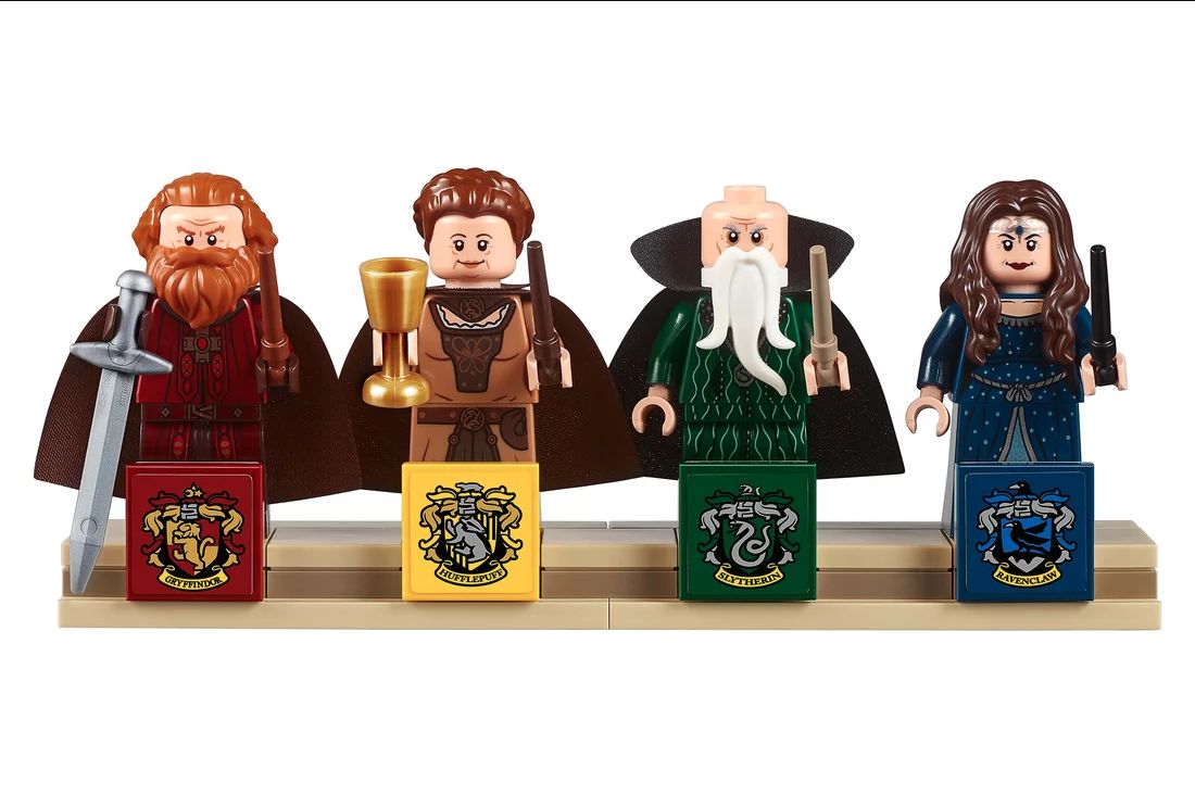LEGO Hogwarts Is Giant, Magical, and Worth the $399 Price Tag
