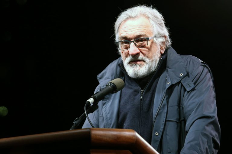 Robert De Niro May Be Joining Joaquin Phoenix in The Joker Origin Movie