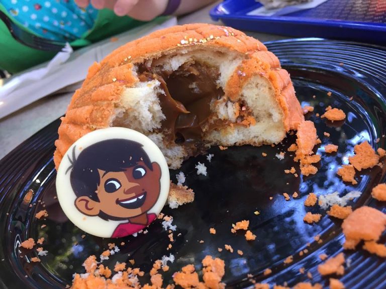 Halloween at Disneyland 2018- Coco At The Pixar Pier