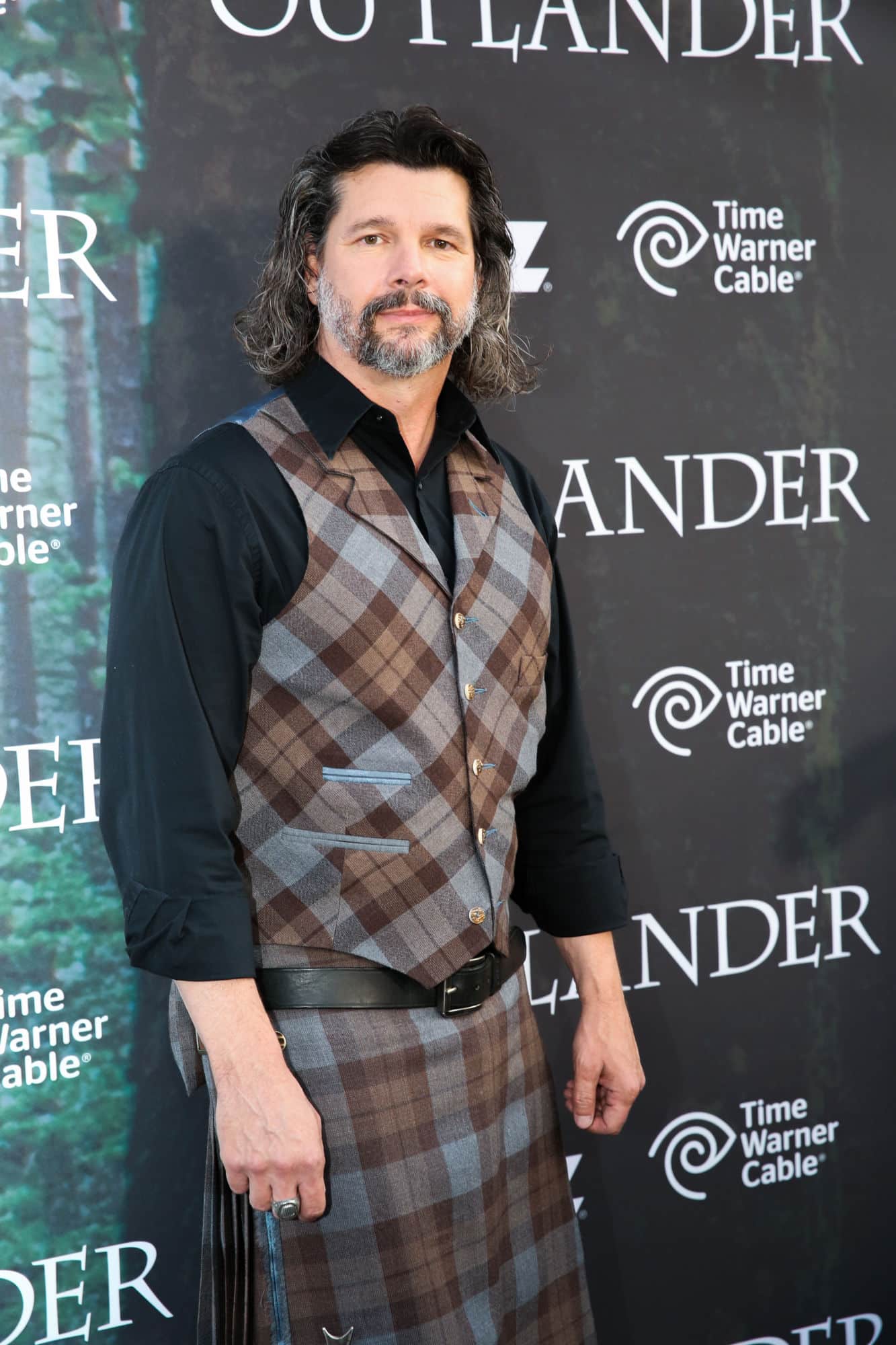 Ron Moore on That Golden 'Outlander' S4 Premiere Book-to-Show Change