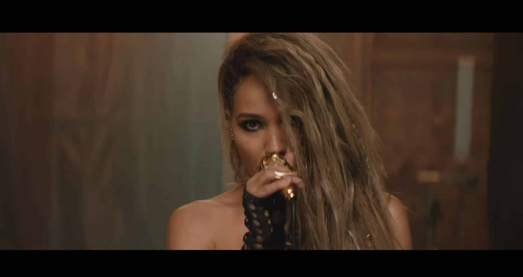 Let's Talk About That 'Birds of Prey' Teaser, Shall We?
