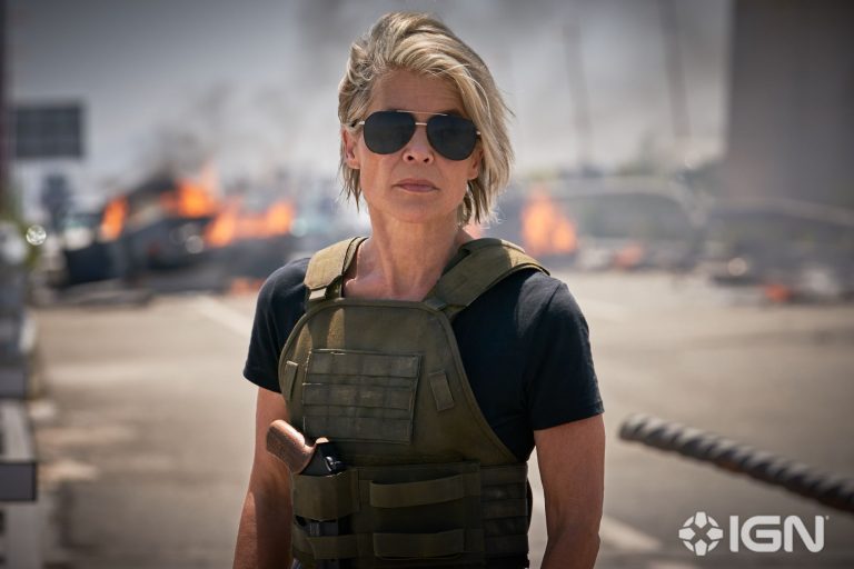 6 Photos from ‘Terminator: Dark Fate’, Sarah Conor Looks Bada**!!