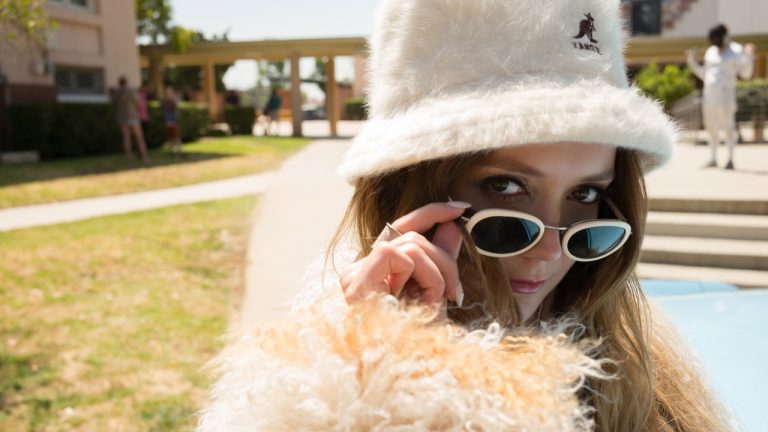 “Princess Diaries 3” Nabs “Crazy Rich Asians” Writer to Direct