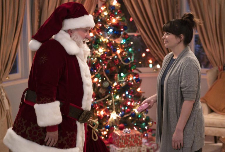 “The Santa Clauses” Co-Star Calls Tim Allen a “B**ch”