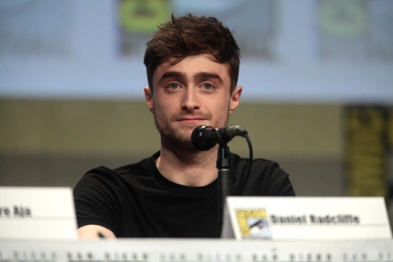 Daniel Radcliffe Releases Statement on JK Rowling Tweet Controversy
