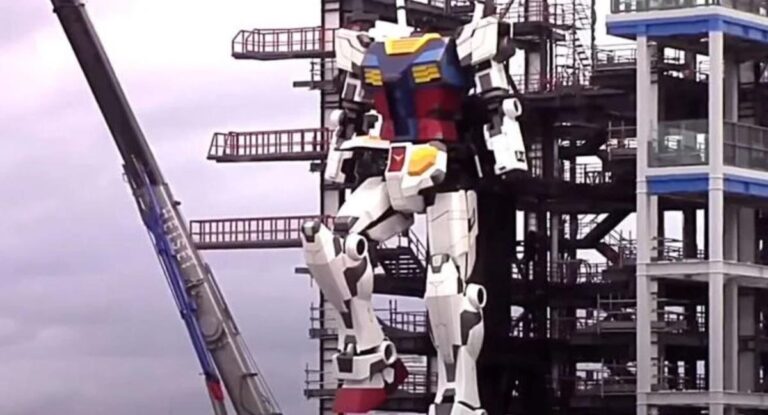 Life-Sized Gundam in Yokohama is Ready to Cancel the Apocalypse!