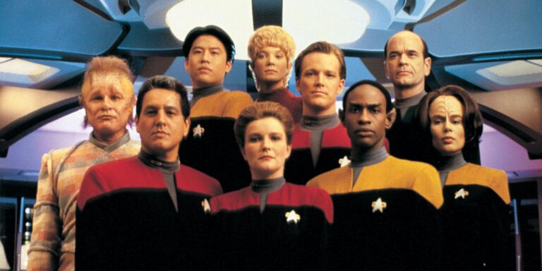 “Star Trek: Voyager” Turns 25, Time for a Reunion!
