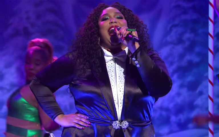 Lizzo to Host Full-Figured Performer, Model Search for Amazon
